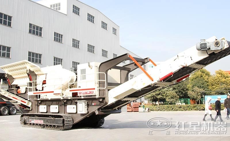 小型履帶石頭破碎機(jī)匠工于心，環(huán)保達(dá)標(biāo)，不怕污染