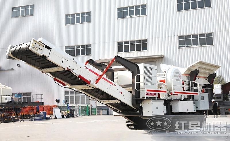 履帶破碎機(jī)_液壓自行驅(qū)動(dòng)，全剛性船型結(jié)構(gòu)組合